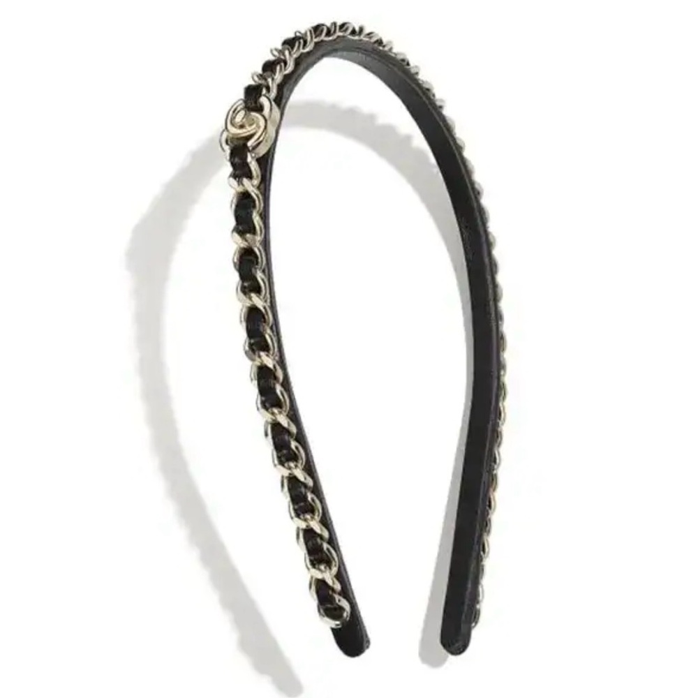 💯 % CHANEL CC Turnlock Chain Headband